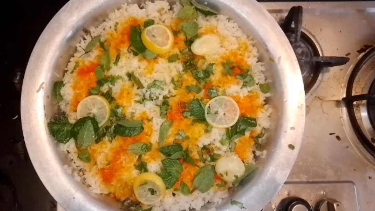 “Spicy Masala Biryani – True Desi Delight” ⭐