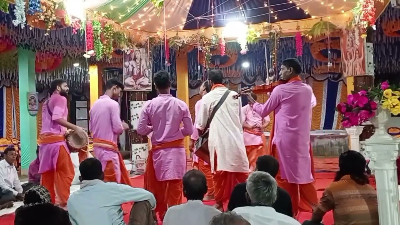 জয় রাধে 🙏 আসরের সময় রাত্রি ১০ টা ১২ টা সকল গৌর ভক্ত ও কৃষ্ণ ভক্তের চরণে জানাই সহস্র কোটি প্রণাম 🙏 