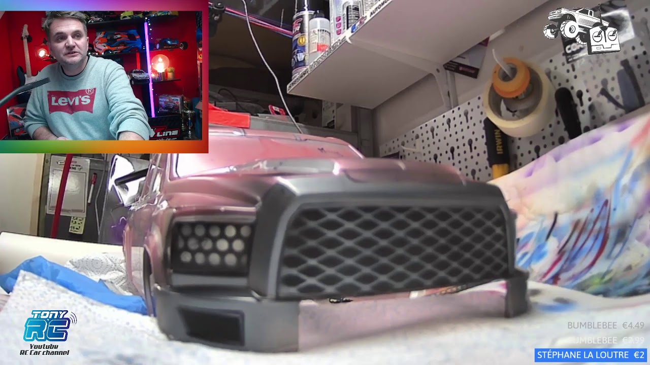 peinture a l'aero du pickup de MANY RC Garage 68 - carro 1 sur 3