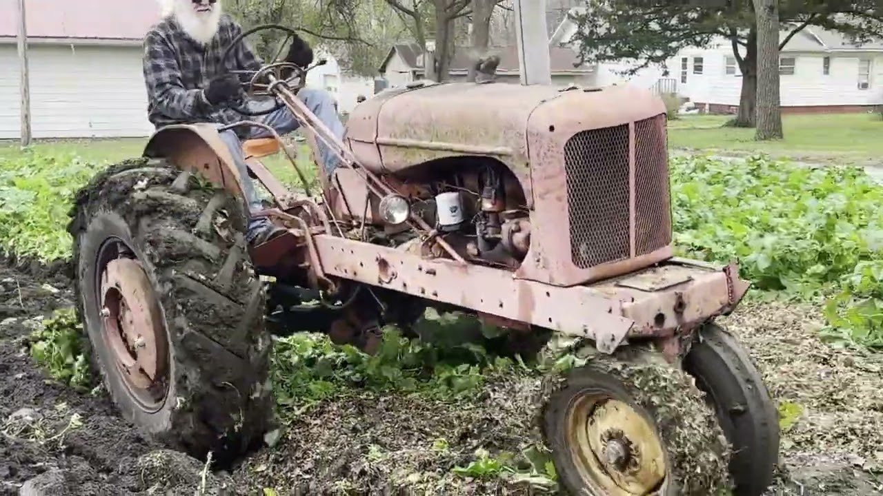 WD 45 Allis Chalmers Plowing Garden 11/17/2024
