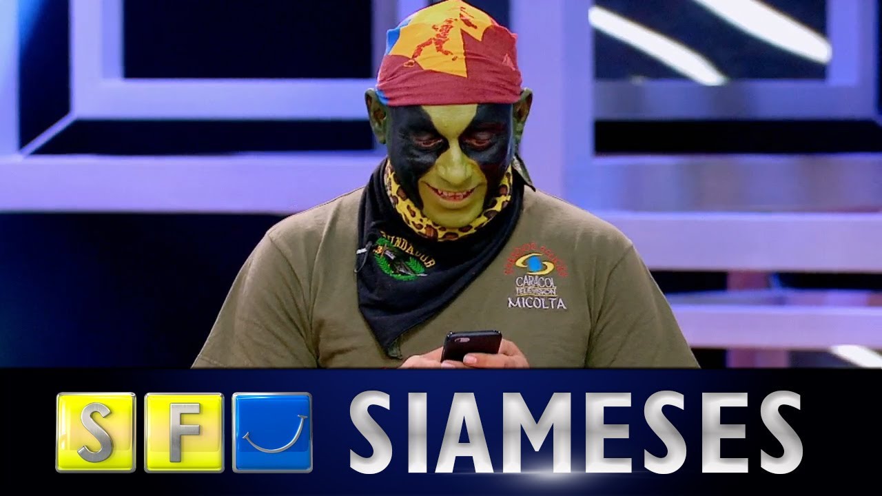 Los Siameses y la adicción al celular