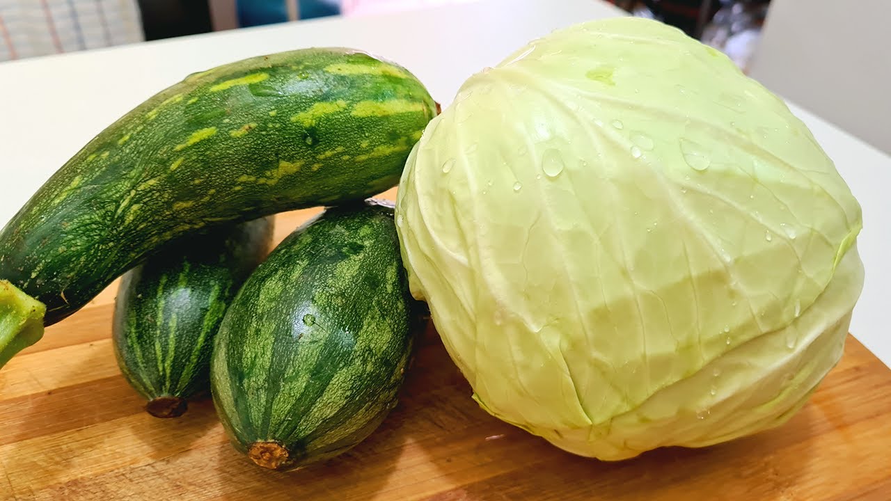 Um Jeito diferente de você fazer seu repolho com abobrinha receita de Restaurante