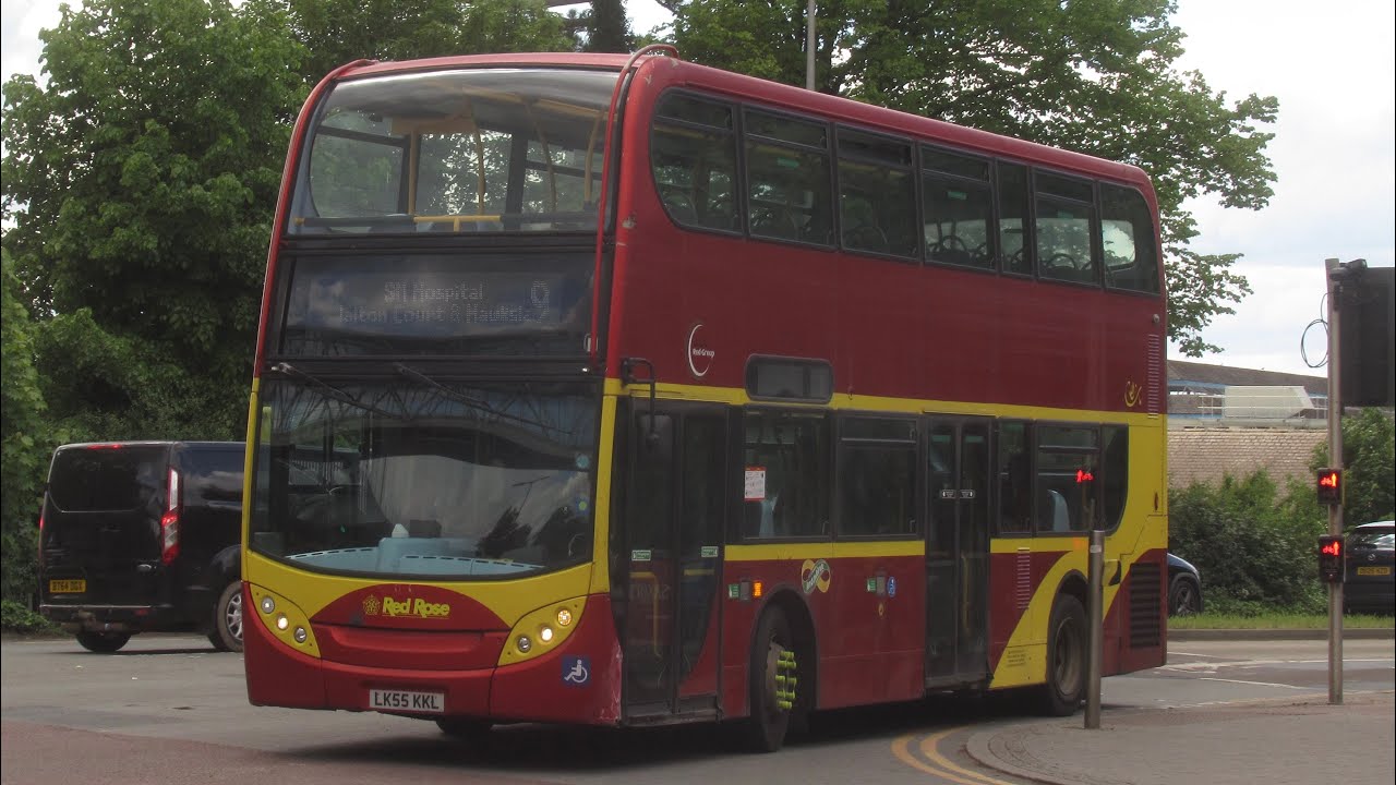 Red Rose | LK55 KKL | ADL Trident 2 (Enviro400) | 9 SM Hospital 