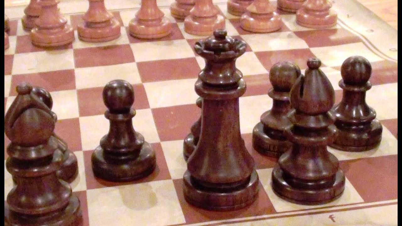 Woodturning a Chess Set - The Queen!