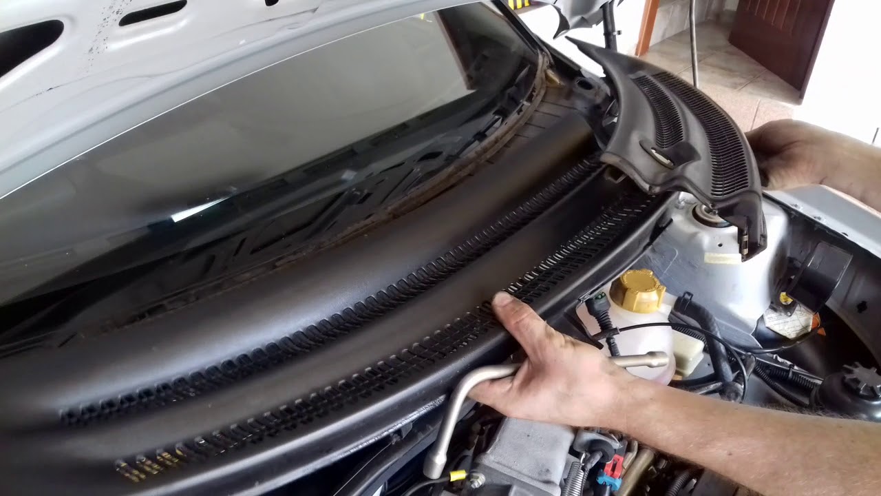 Problema de infiltração de água dentro do carro Corsa Wind (Part. 1)
