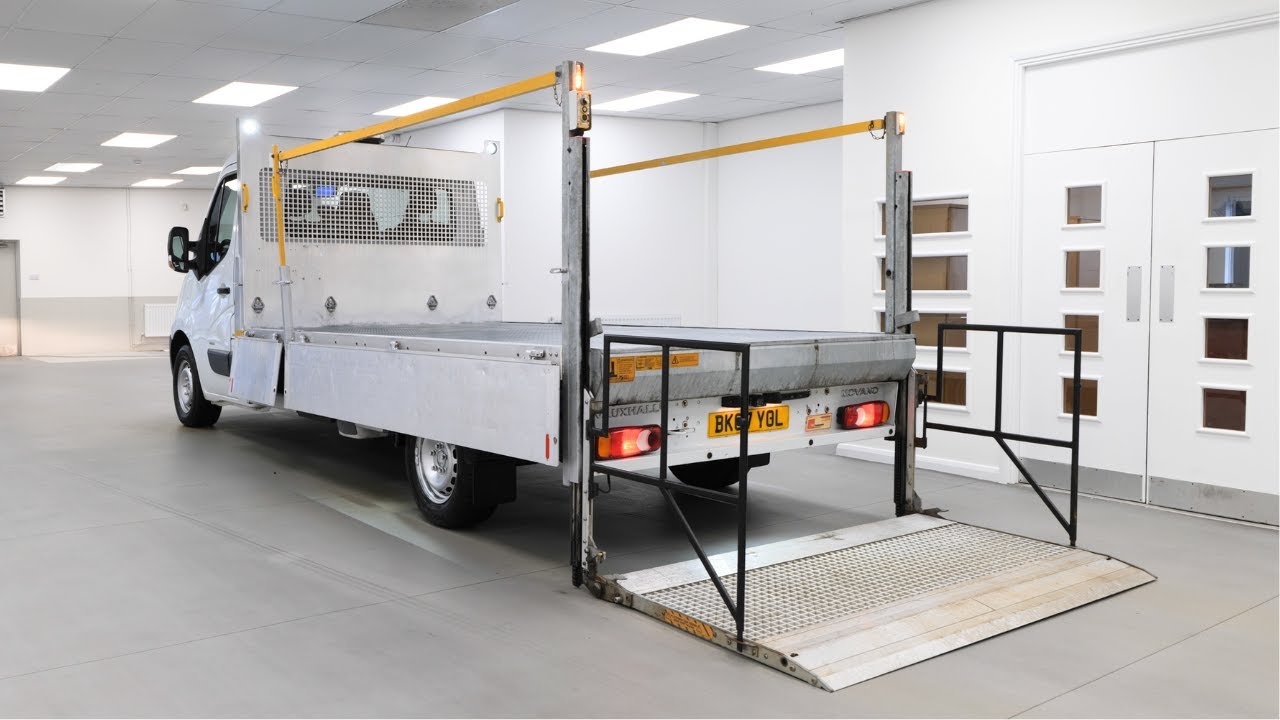 Vauxhall Movano Dropside Long Wheelbase RWD 3500 2.3 130 BHP  Rear Tail Lift - BK67 YOL - VanStar
