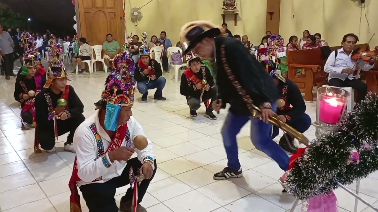 Danza Los xochitini San Miguel Arcángel de xiquila huejutla En la colonia Lindavista huejutla hgo