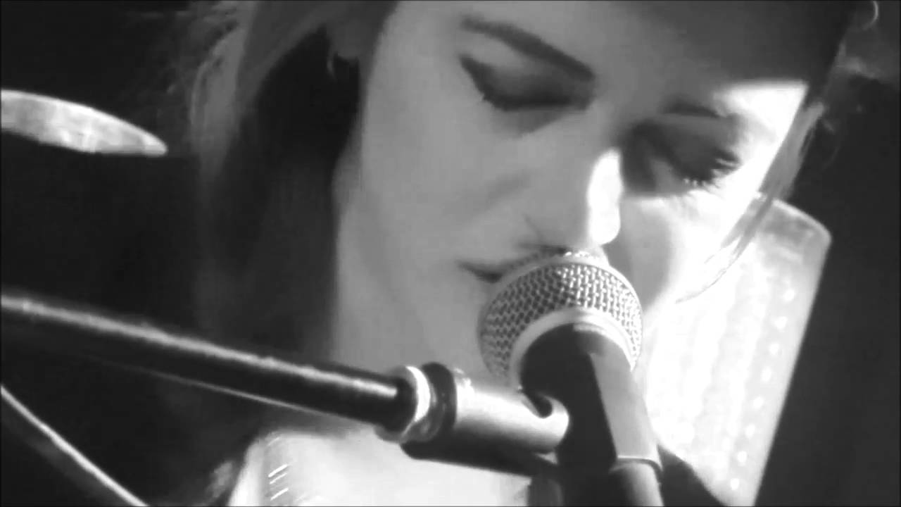 Rachele Bastreghi - All'Inferno Insieme a Te