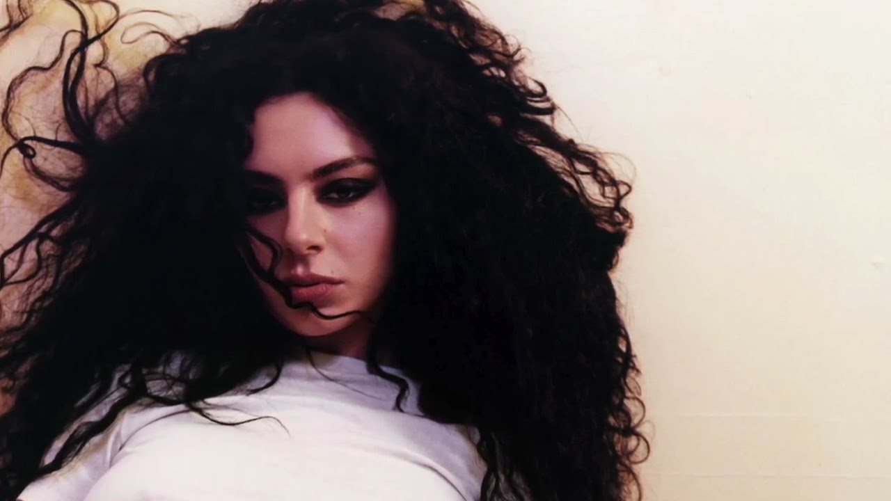 von dutch by charli xcx but it's a bootleg extended version