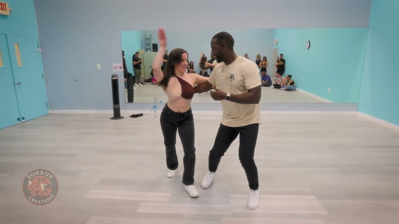 Kiana y B-mac - En Los Pasillos