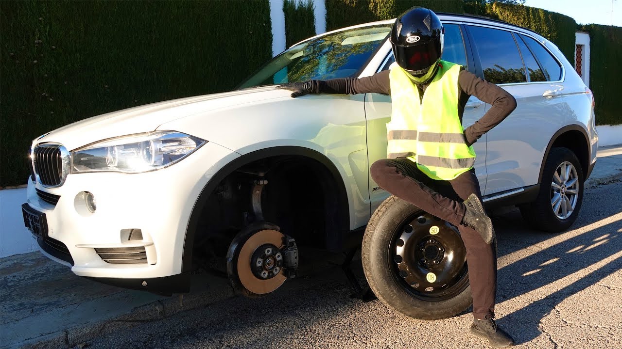The Wheel fell off on Bmw X5 - ride on power wheels
