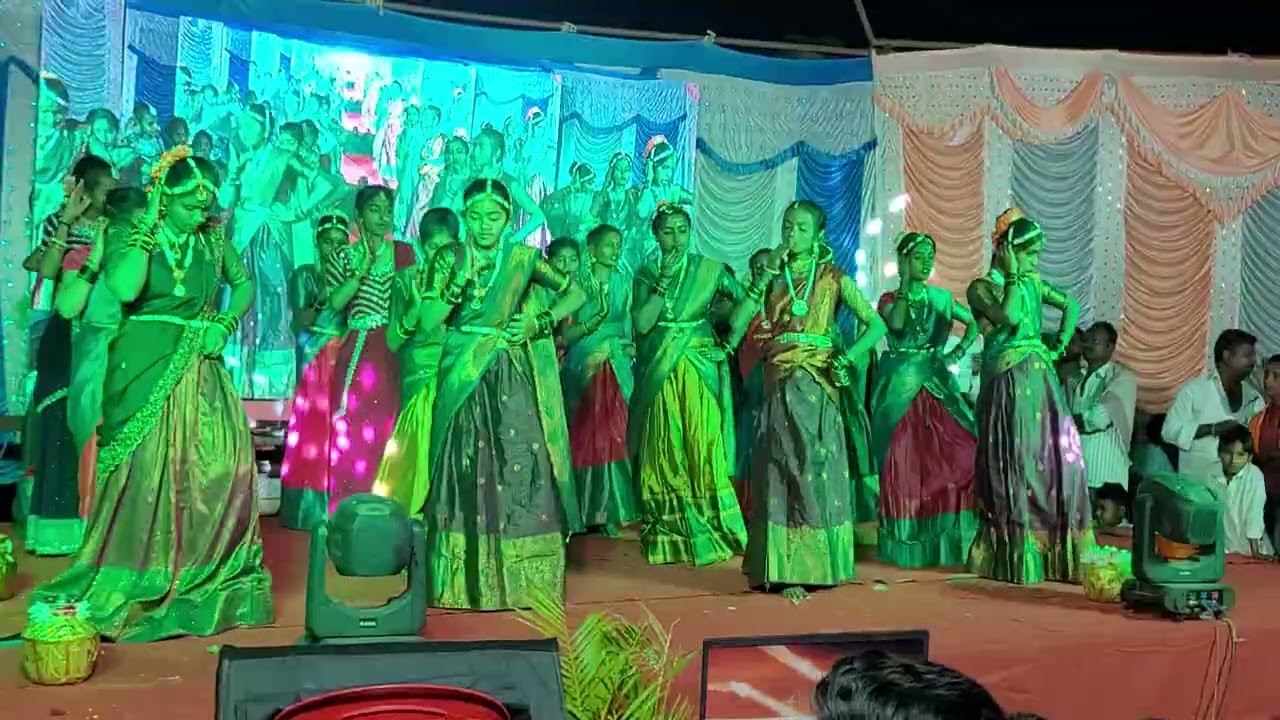 ಜಾನಪದ ರಿಮಿಕ್ಸ್ From 8th class student 