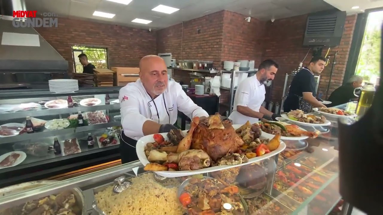 Midyat’ta 47 Metrelik Adana Kebabıyla Görkemli Açılış!