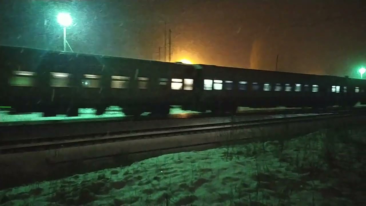 ТЭП70БС - ??? с пассажирским поездом.
