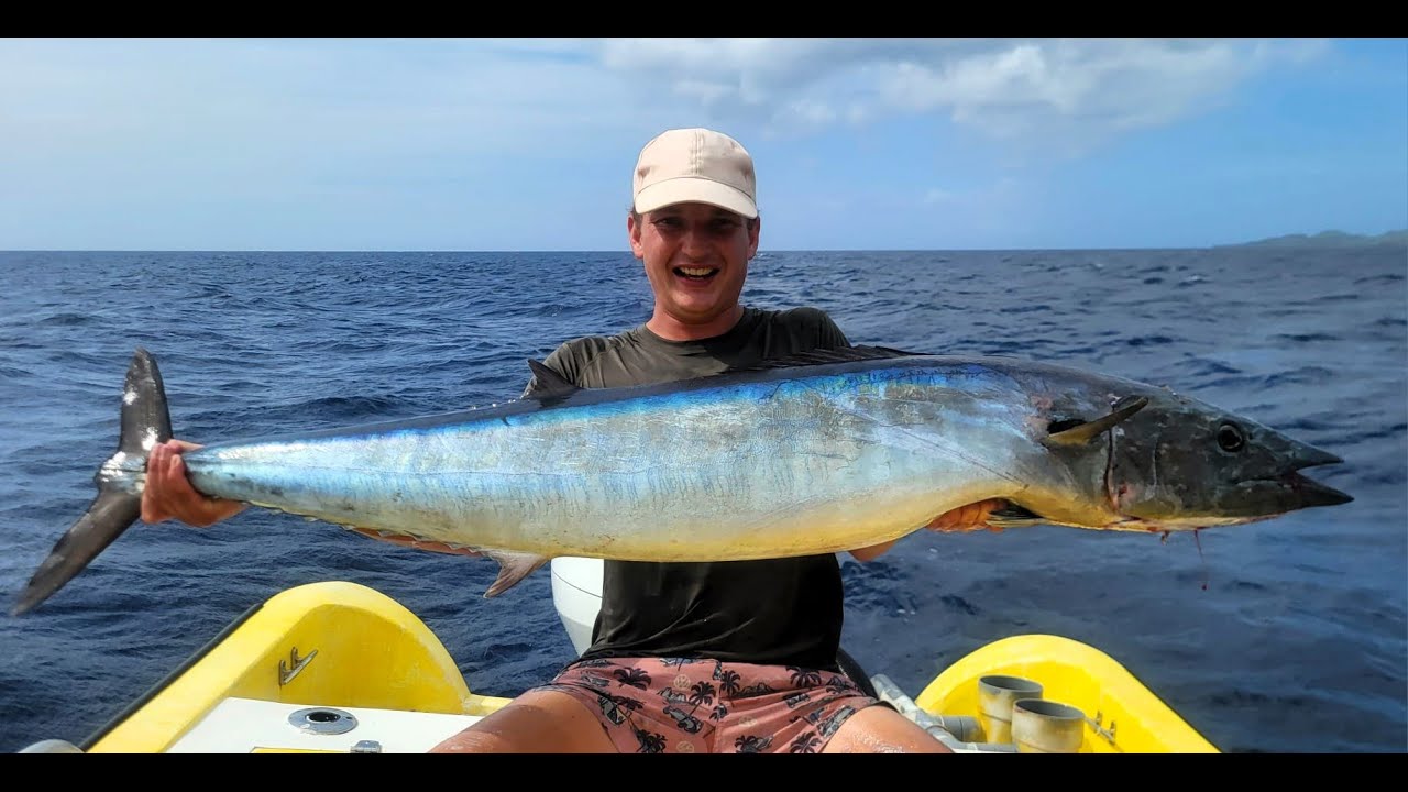 Holiday Fishing in Paradise: Epic Yellowfin Tuna & Wahoo Catch in Curaçao! Deckie Dirk CuracaoFishin
