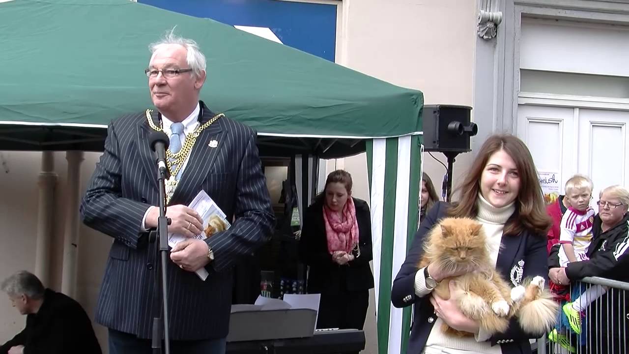 Hamish McHamish - Statue Unveiling Ceremony