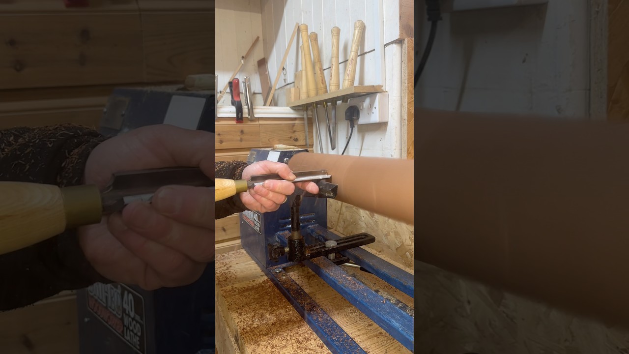 Zbudowałem stojak wystawowy w kształcie bramki Torii na piły ręczne Temple Tool Co.! 🔥