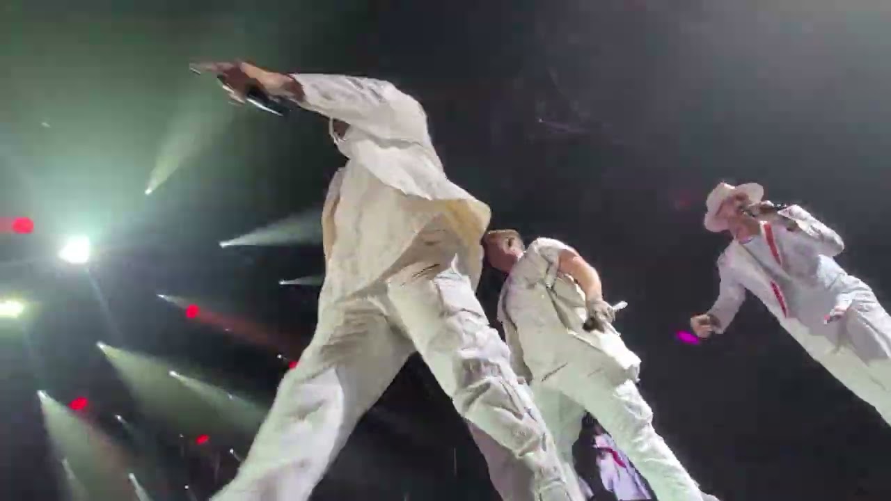 Backstreet Boys DNA World Tour - Las Vegas 4/8/22 - We've Got It Going On and It's Gotta Be You