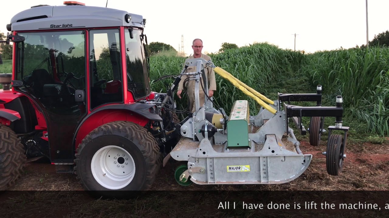 TRH 9800 with Major Cyclone Mower