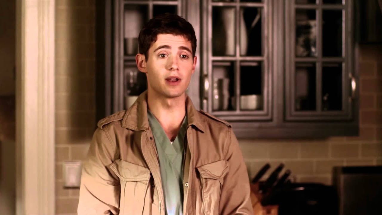 'Pretty Little Liars' Clip --
