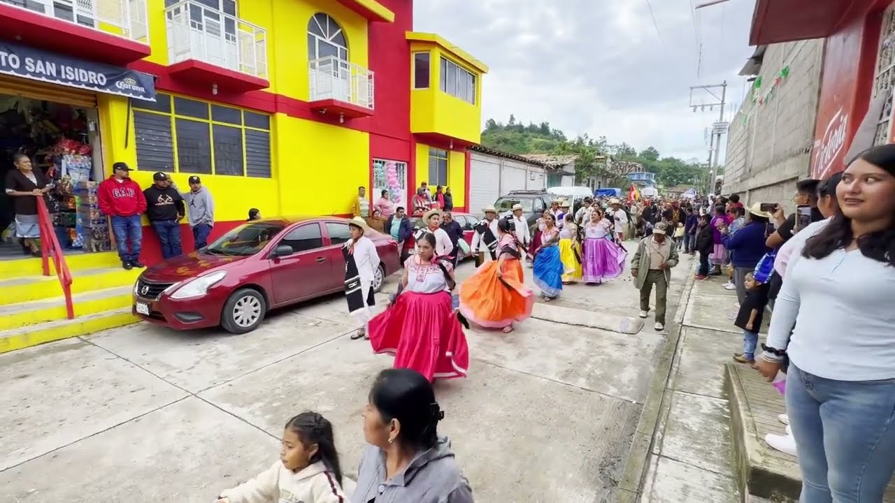 Santa Rosa Caxtlahauca y su Calenda Inaugural en Su Fiesta Patronal/ 27 de Agosto del 2025