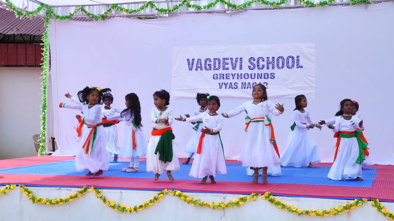 Dance Performance on Desh Rangeela song
