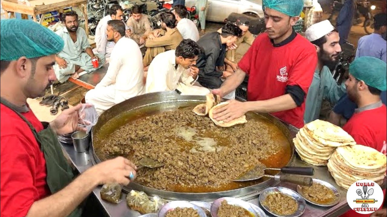 Pakistan SOKAK Yemekleri - TOP En İyi YEMEKLER: Kızarmış Kuzu KARACİĞERİ, Kızarmış BALIK, Manda ROTİ