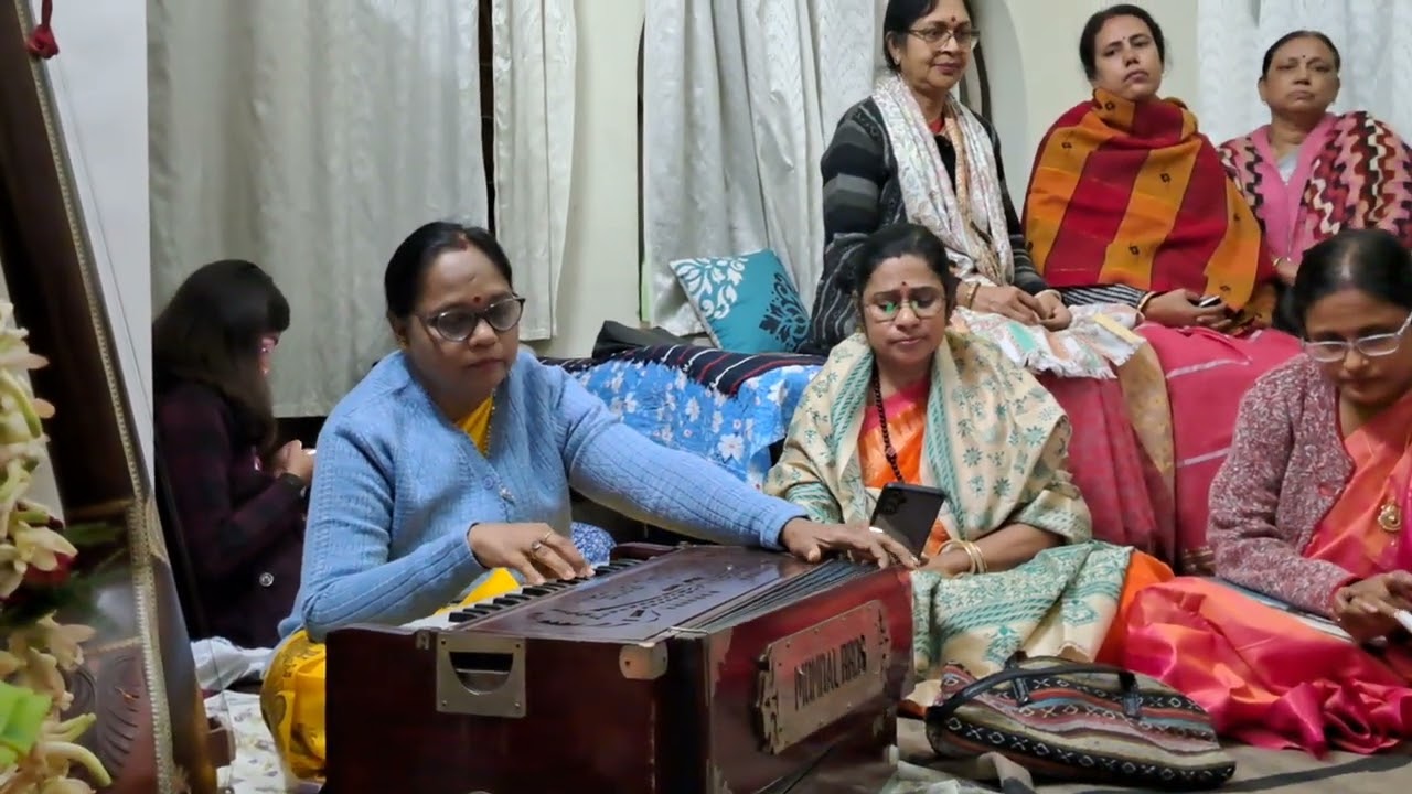 Tomar duar kholar dhoni # Rabindra sangeet # puja porjai #sombeto sangeet 