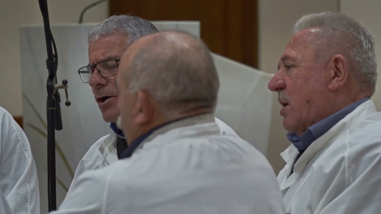 Coro della Confraternita di Santa Croce - Li Tre Re #hymnos