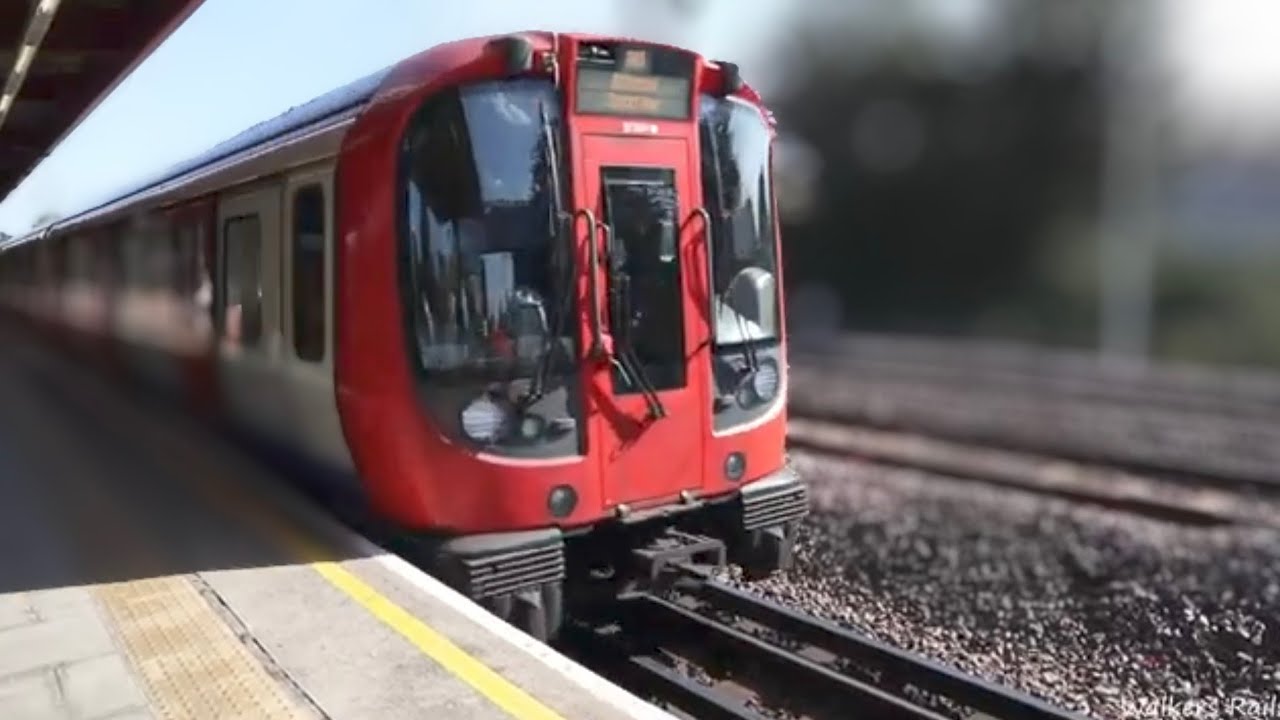 Elm Park Underground Station 
