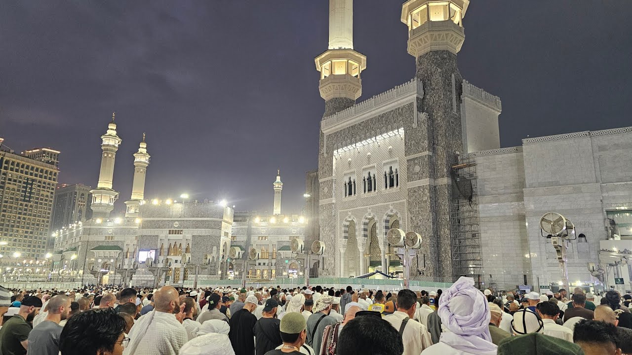 Keindahan Senja di Masjidil Haram 