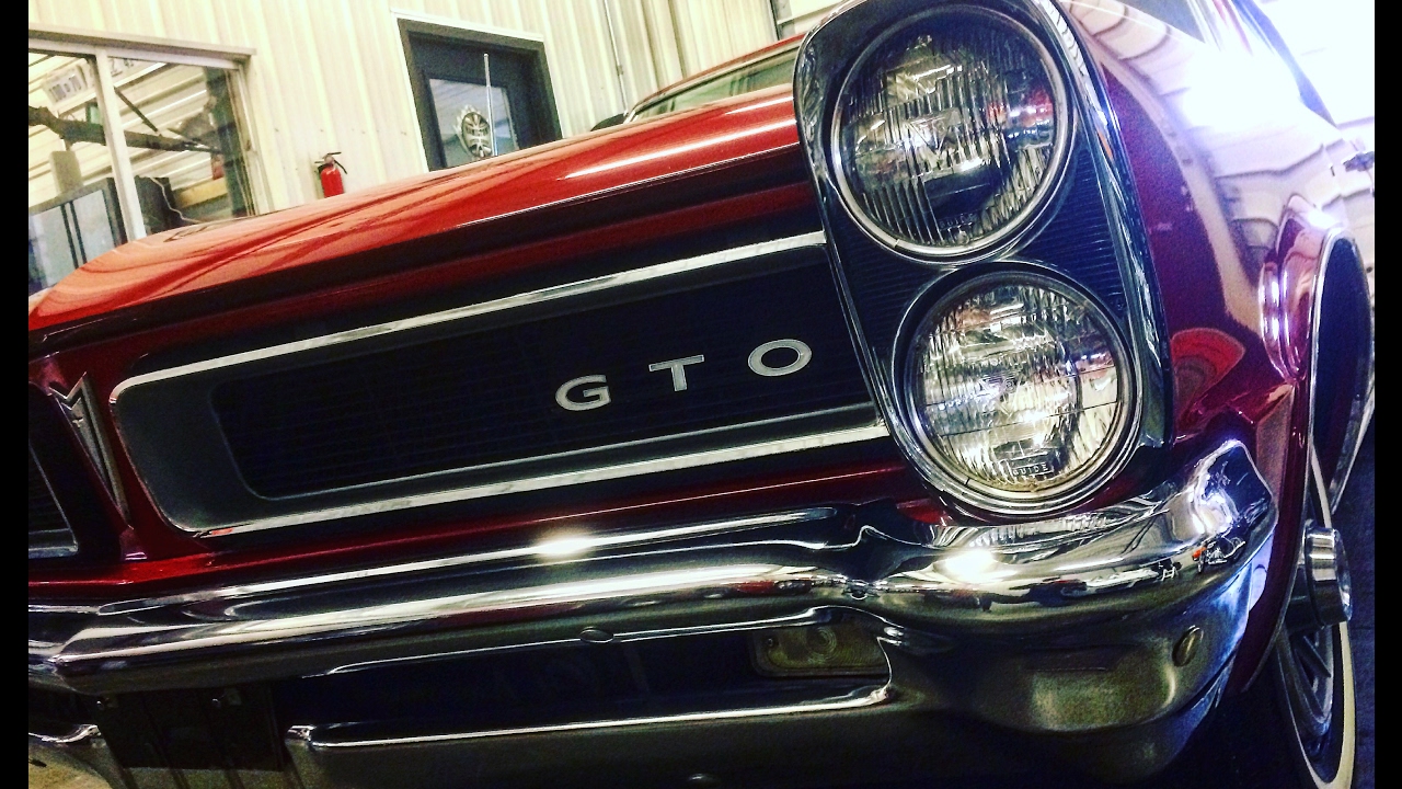 GTO OIL CHANGE- CLASSIC CAR HOW TO CHANGE OIL AND FILTER