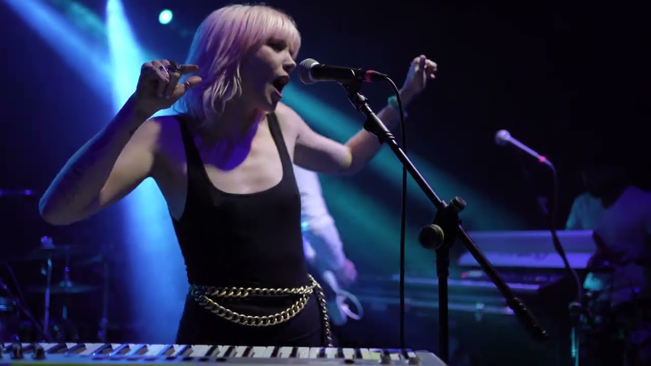 New Constellations - Don't Let Your Dreams Die (Live @ Stage 722)