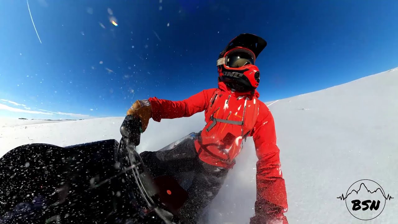 Mountain Snowmobile Video, Deep Powder Sledding