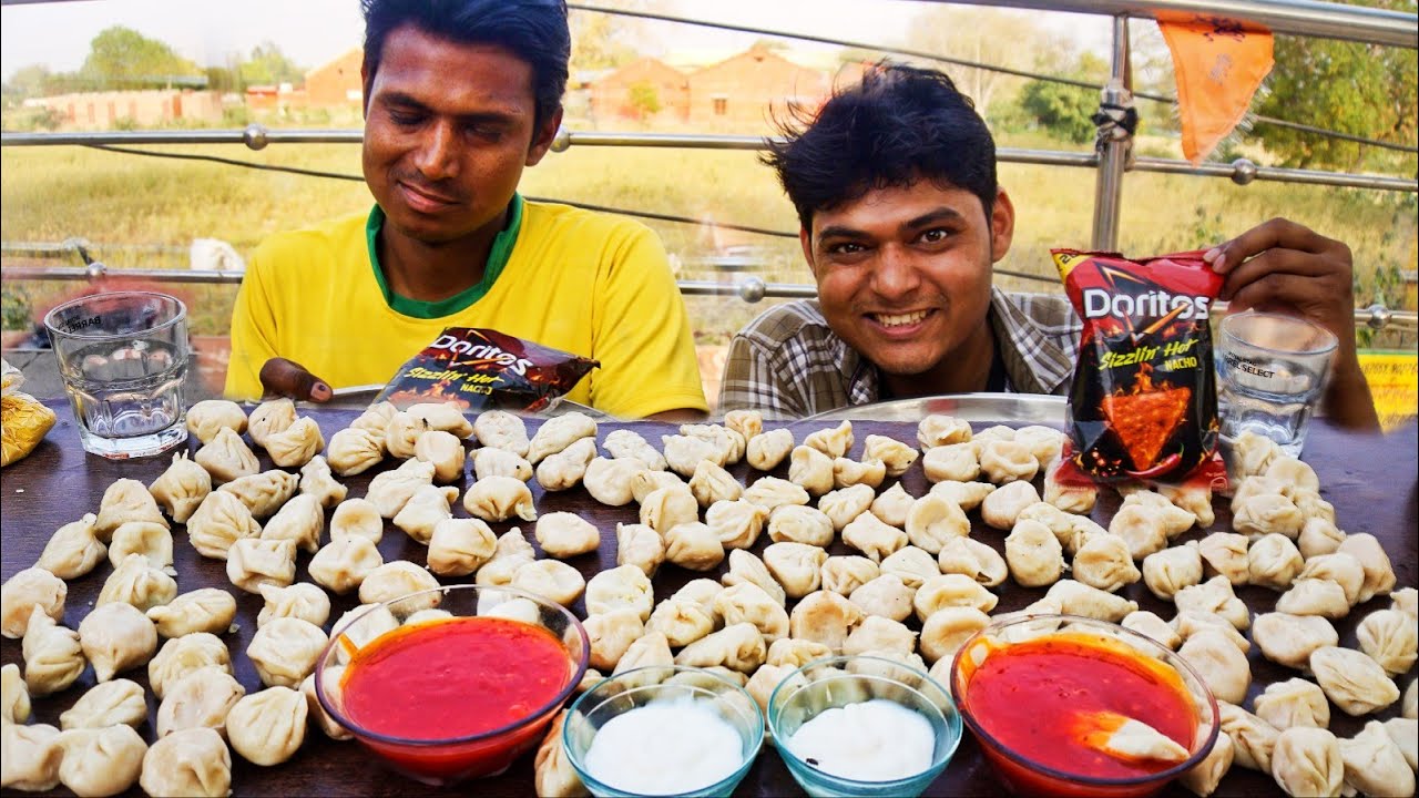 200 Momos Eating Challenge | Man Vs Momos Eating Competition | Spicy Red Chatni Momos