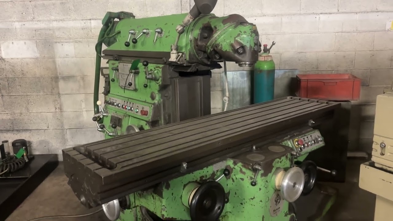 Huron MU6 Bed Type Milling Machine