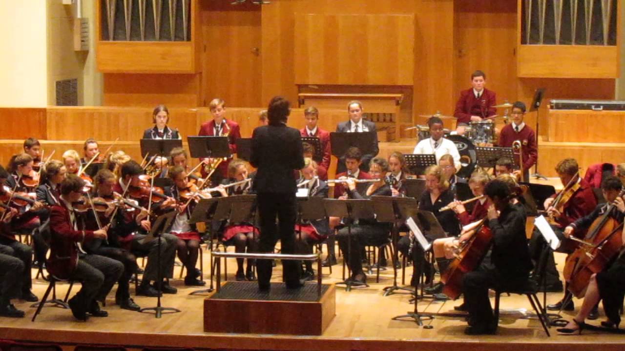Bloemhof Stringendo and PRG Musica Perpetua playing Bohemian Rhapsody