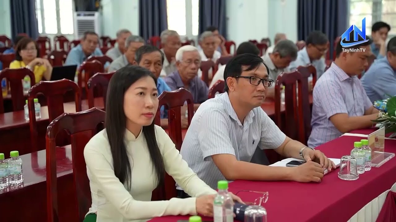 Ứng cử viên đại biểu HĐND tỉnh, đơn vị số 4 tiếp xúc cử tri vận động bầu cử | TayNinhTV