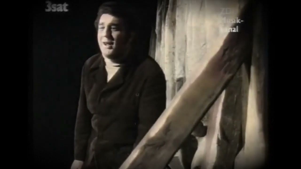 Placido Domingo sings Nina Carina by Friedrich Gulda, 1972.