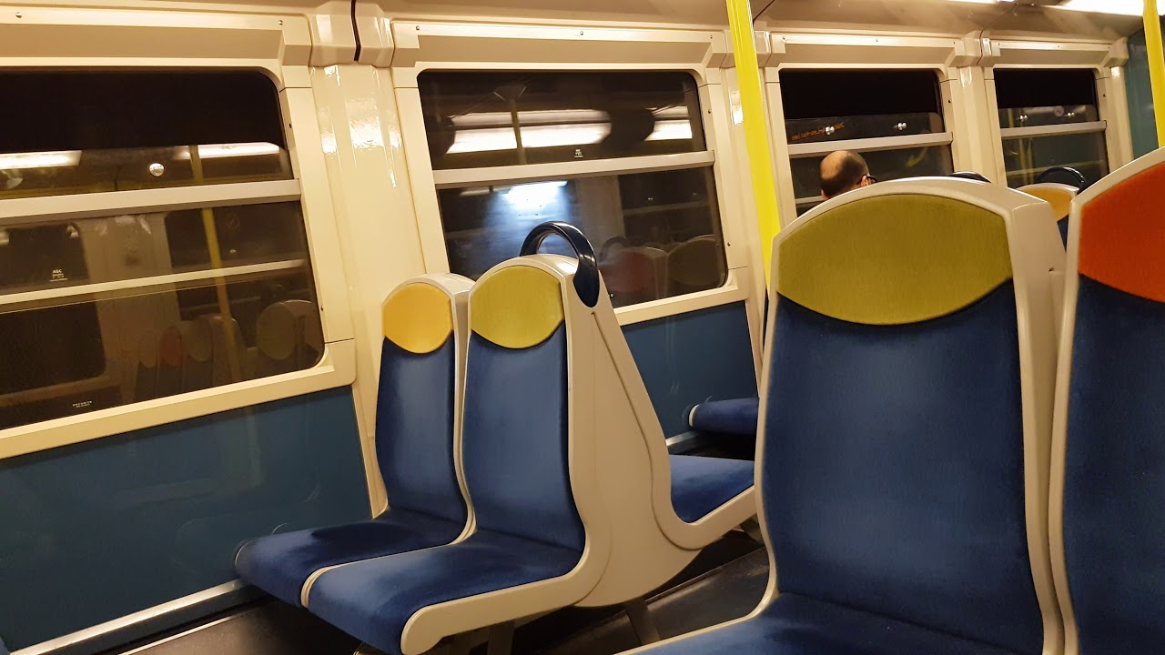 (RER D) trajet à bord d'un Z20500 DOLO de Paris-Nord à Paris Gare de lyon