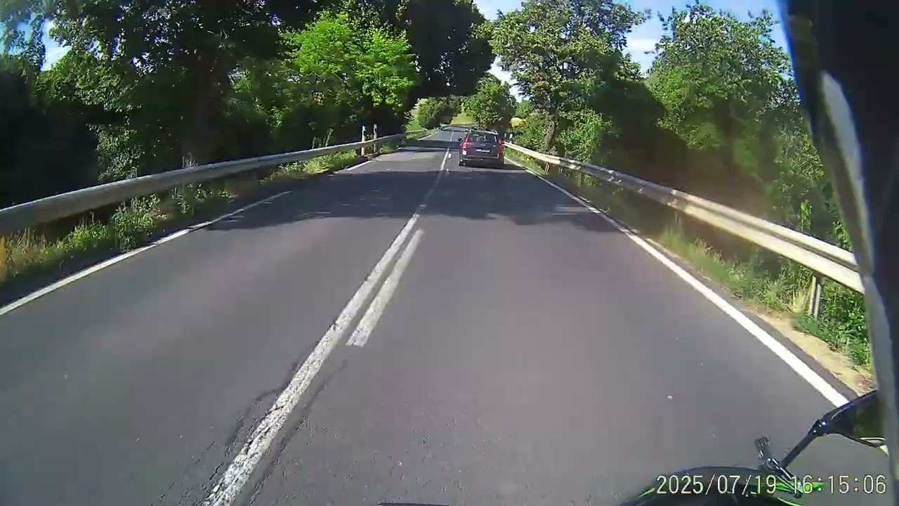 Kawasaki száll 😁 -  AI&ME