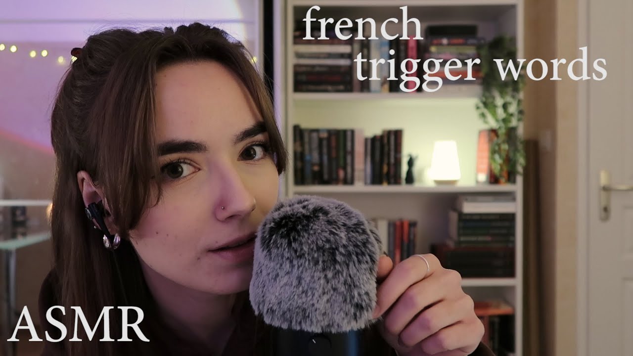 ASMR french 🇫🇷  trigger words + gentle mic touching