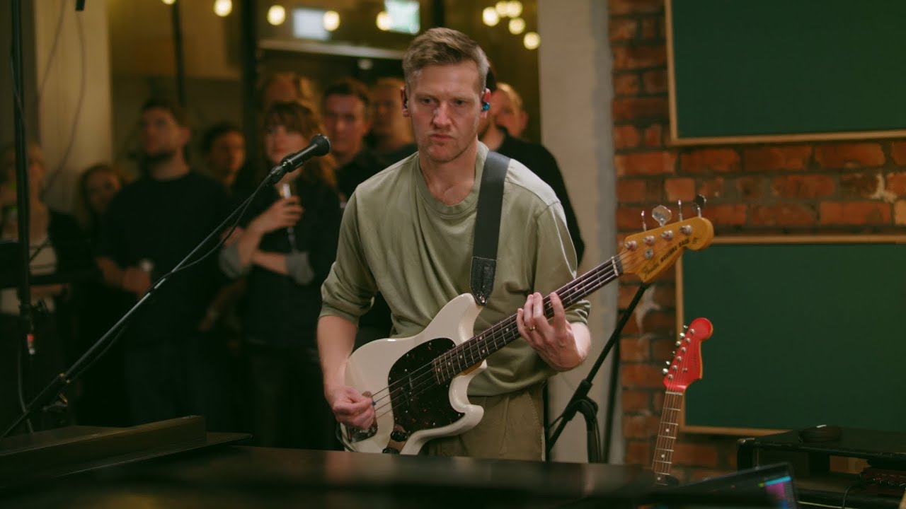 Robin Richards (Live from Low Four Studio)