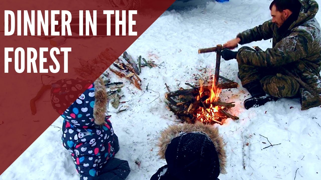 AUSTRALIAN FAMILY MAKE DINNER IN THE SIBERIAN FOREST | Amateur bushcraft without an axe or saw!!!