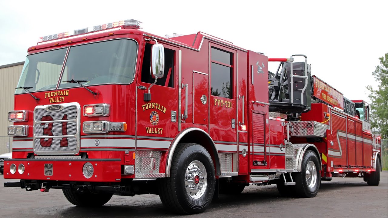 Arrow XT™ 107’ Ascendant® Heavy-Duty Tiller Aerial Ladder – Fountain Valley, CA