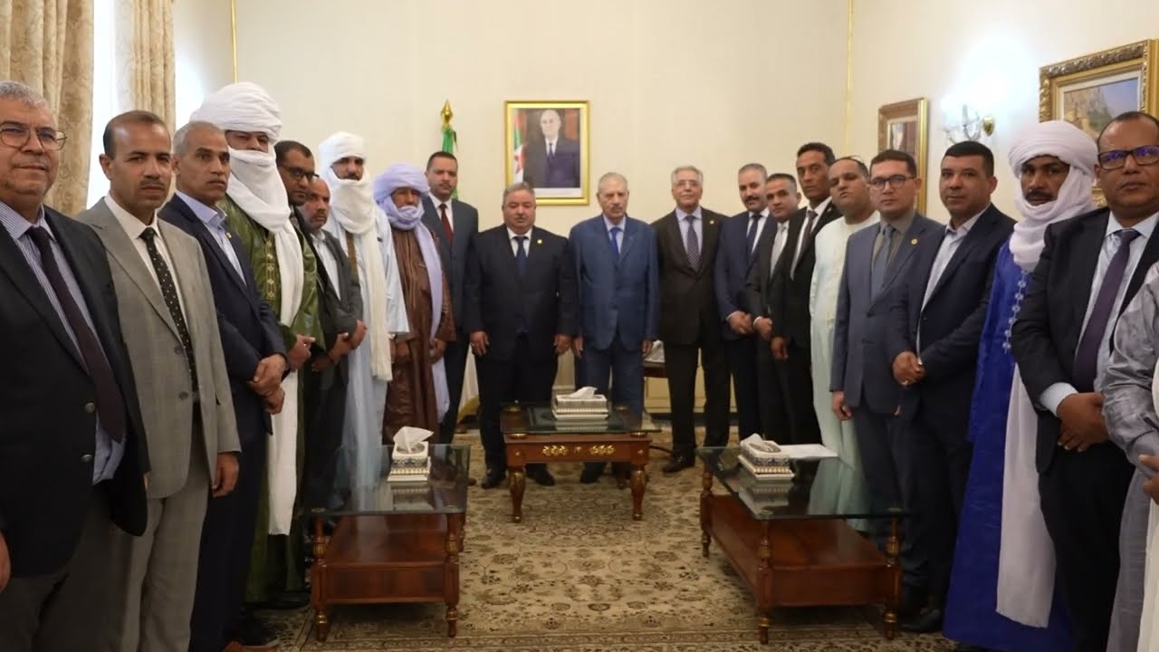 السيد صالح قوجيل يستقبل مجموعة من أعضاء مجلس الأمة المعنيين بعملية القرعة المقرر إجراؤها غدا