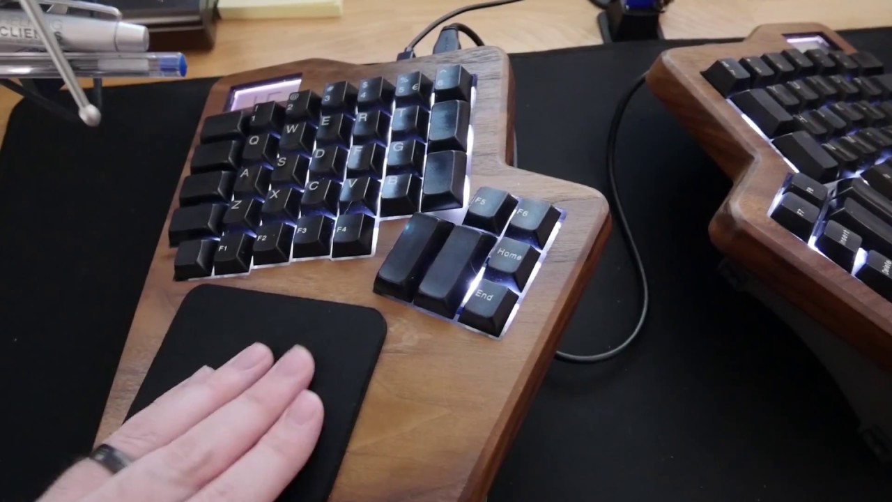 Keyboard Geekout - Infinity ErgoDox Rant / What Keyboards Are On My Desk