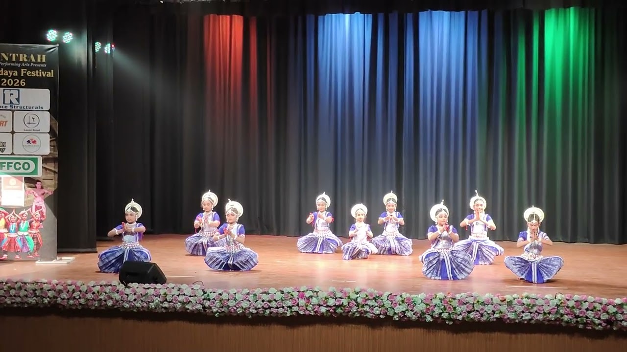 Mangalacharana - Guru braham Guru Vishnu Odissi dance performance at  vyasodaya mahotsav Mantrah 