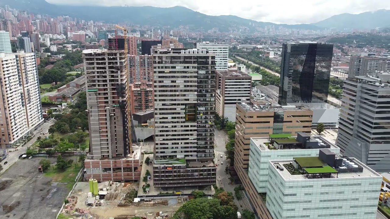 Medellin Ciudad del Rio 2024