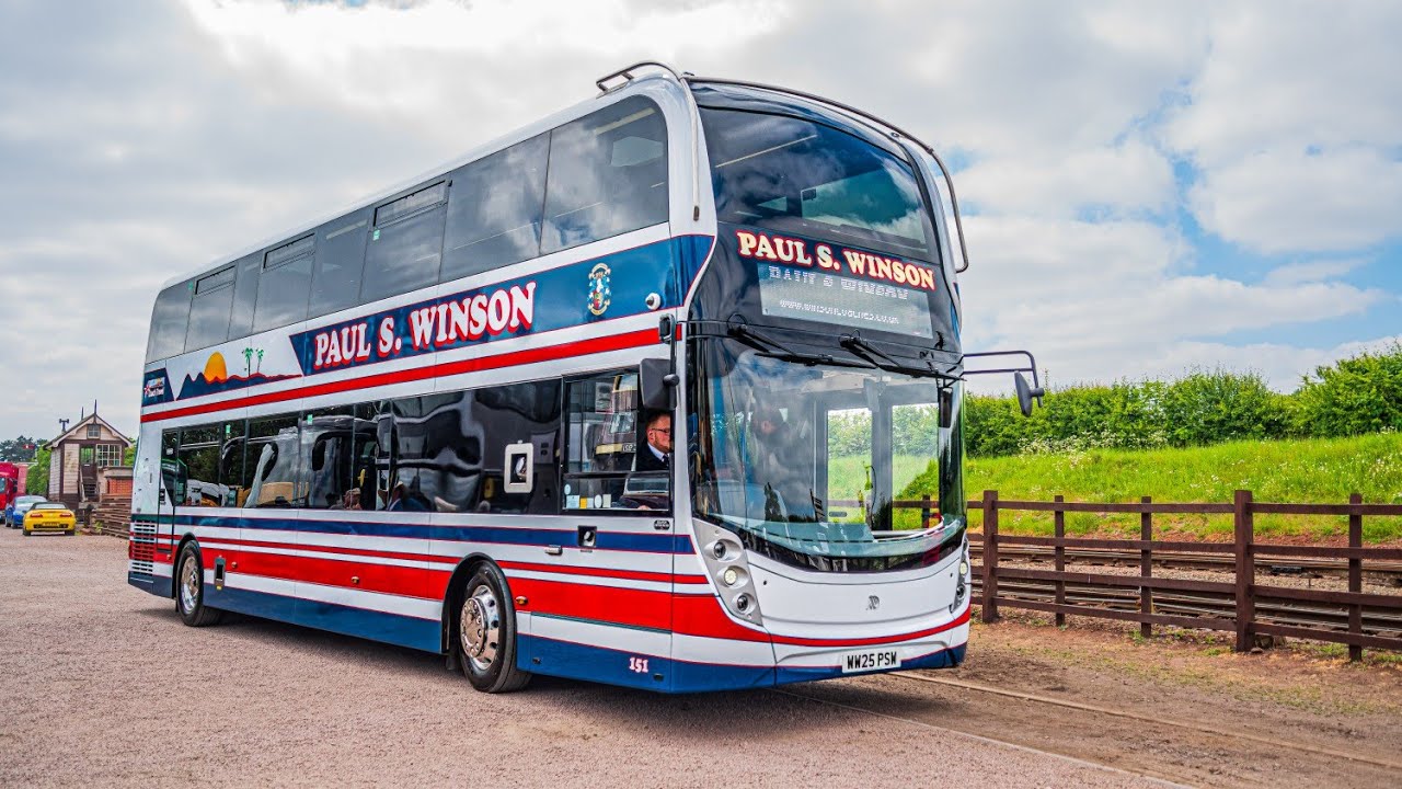 *Exclusive*Pual S Winson Coaches ADL  E400MMC WW25PSW Working service 75 to Loughborough and return.
